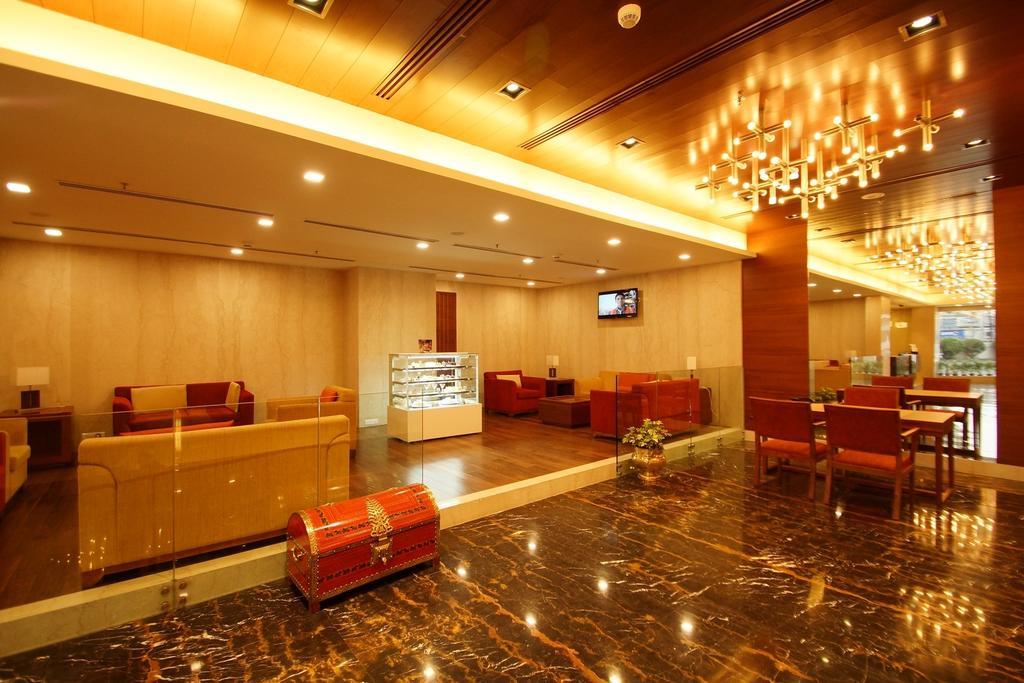 Dolphin Hotel Visakhapatnam Exteriör bild